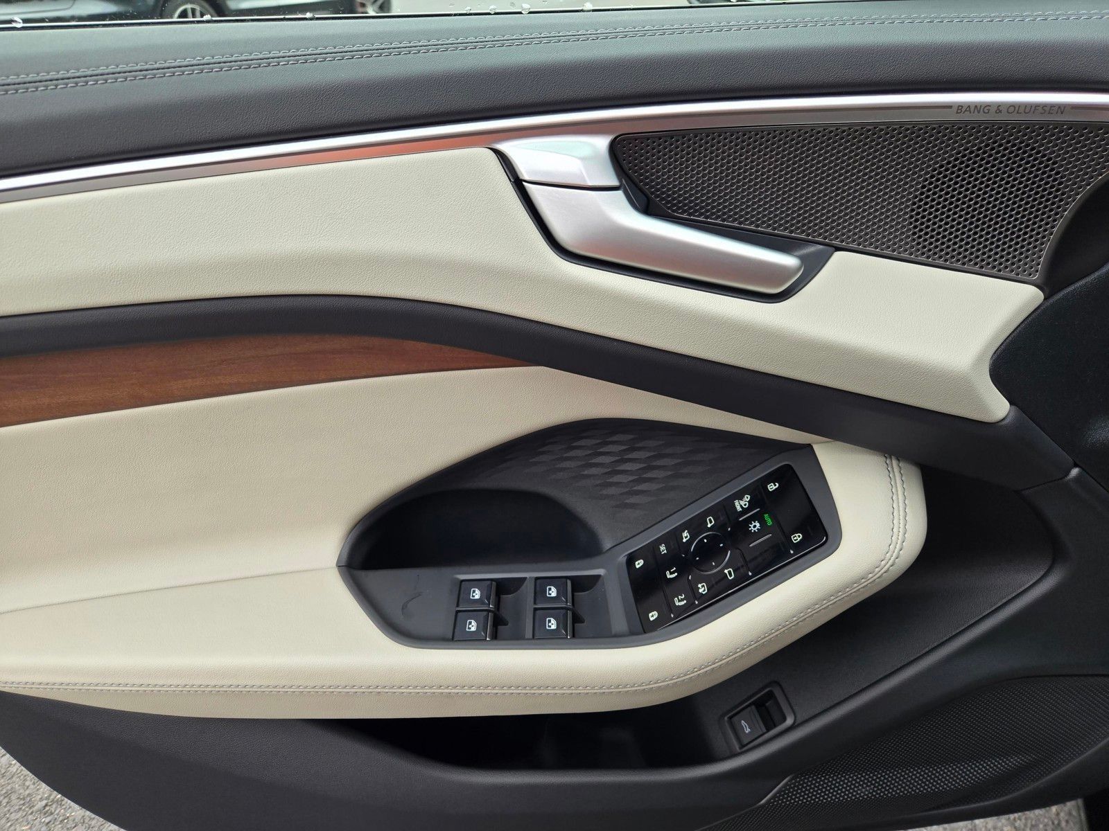 2026 Audi A6 Prestige — full photo 17 of 45