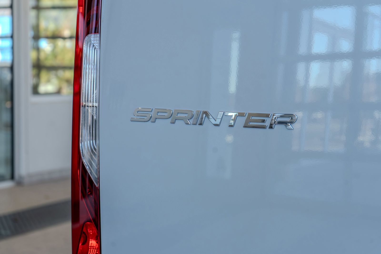 2025 Mercedes-Benz Sprinter 2500 Cargo 144 WB — foto completa 17 de 34