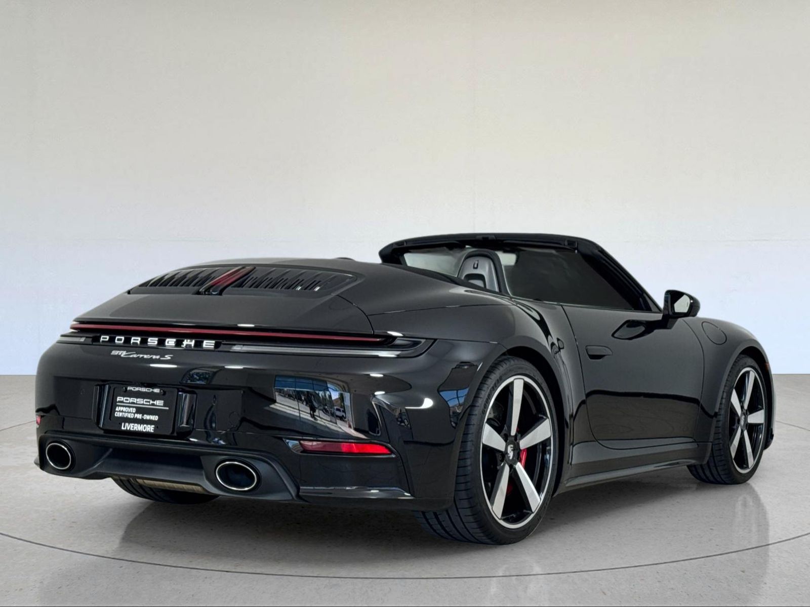 2025 Porsche 911 Carrera S — full photo 8 of 29