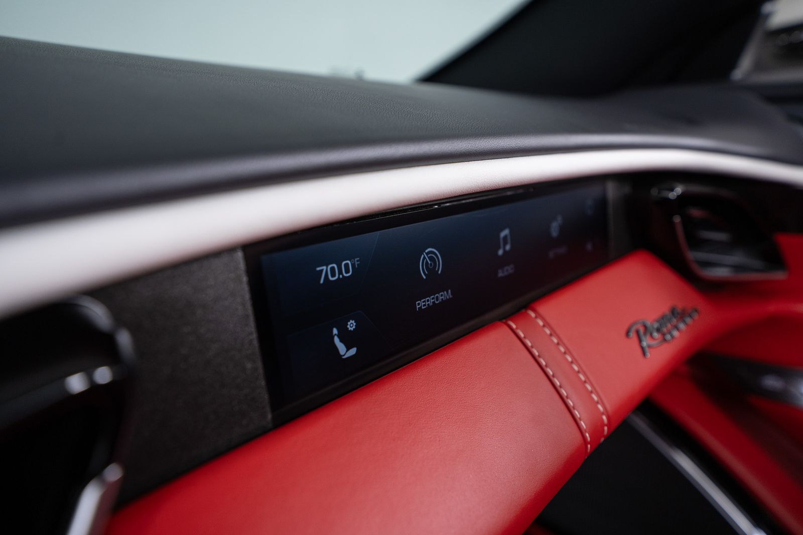 2025 Ferrari Roma Spider — full photo 34 of 51