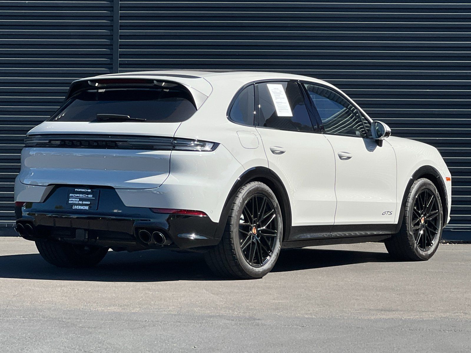2026 Porsche Cayenne GTS — full photo 8 of 29