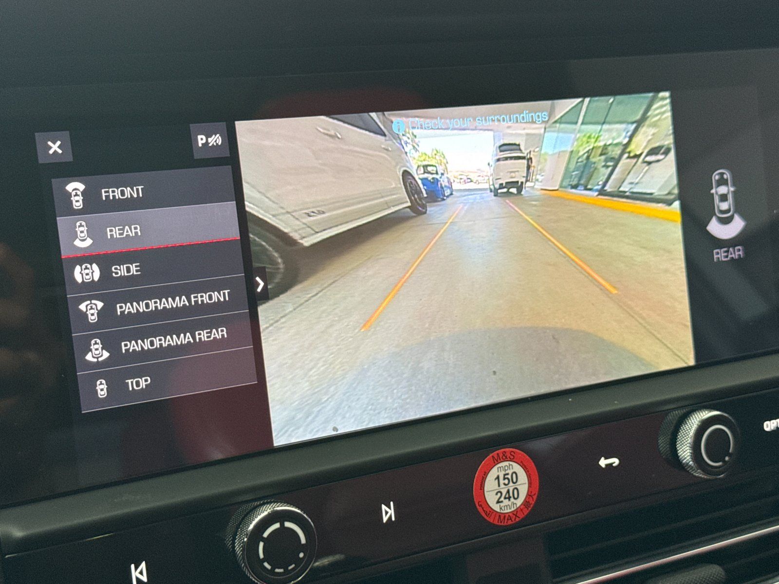 2023 Porsche Macan T — foto completa 20 de 28