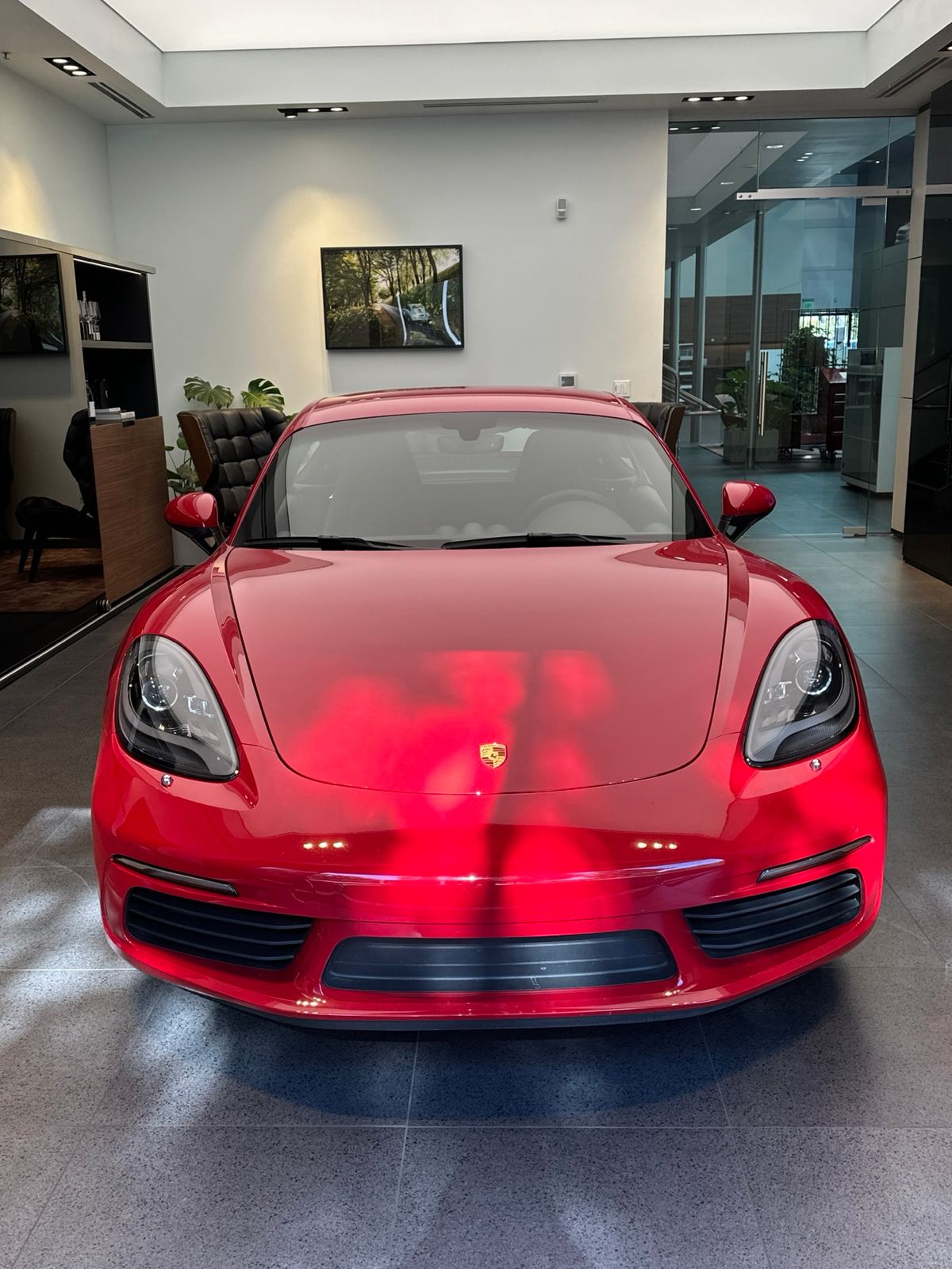 2025 Porsche 718 Cayman — full photo 1 of 10