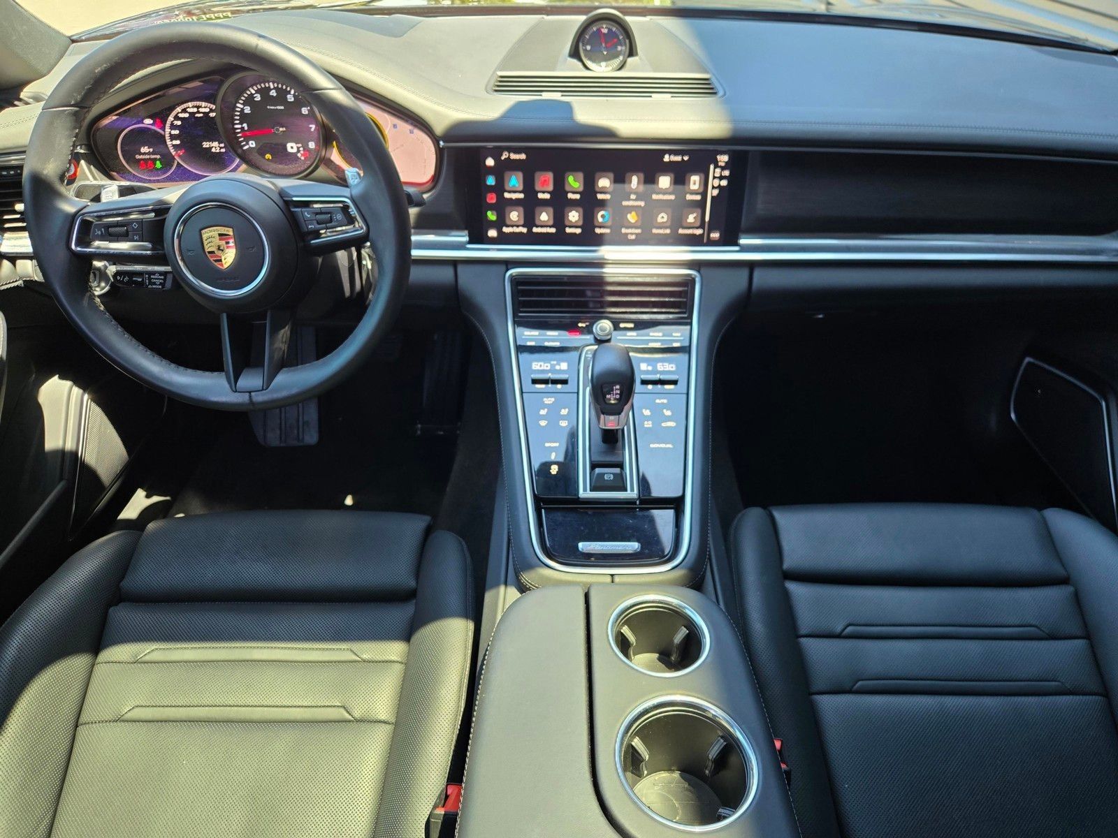 2023 Porsche Panamera 4 Platinum Edition — foto completa 13 de 27