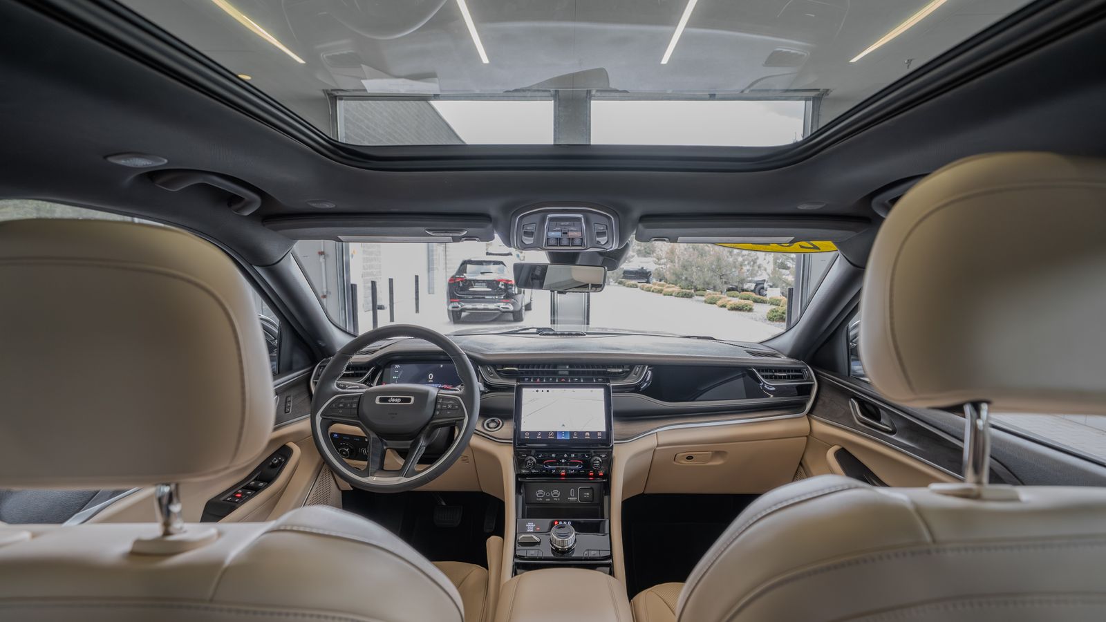 2023 Jeep Grand Cherokee 4xe — foto completa 26 de 34