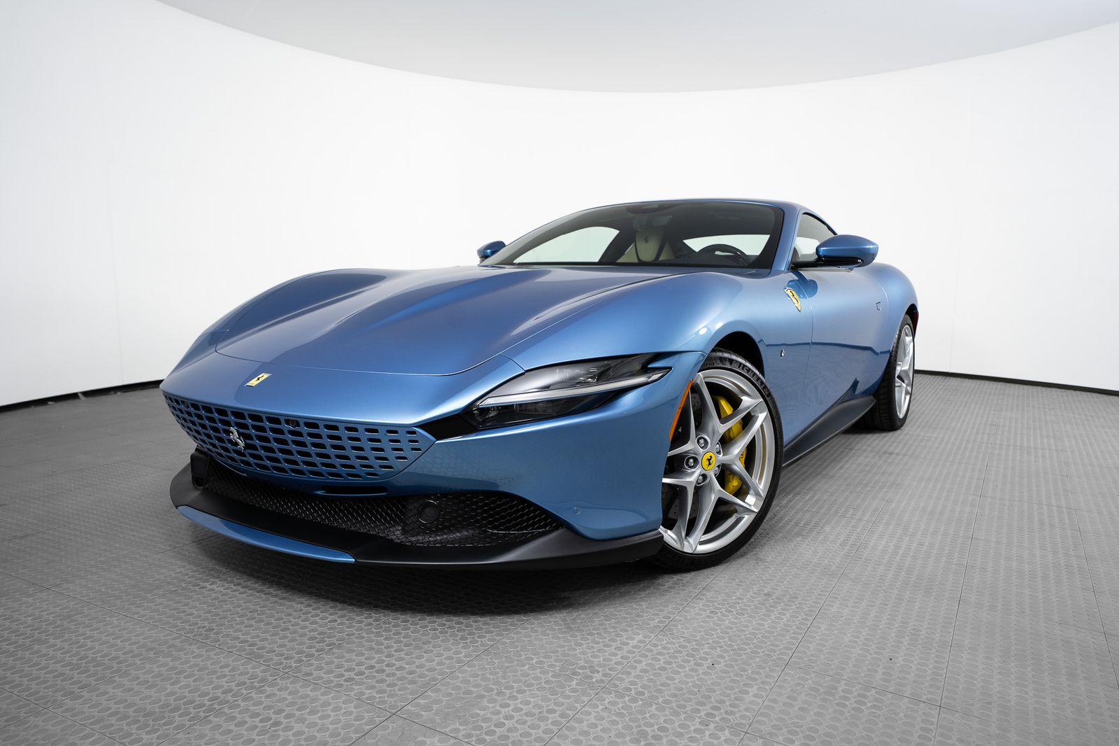 2023 Ferrari Roma — full photo 1 of 40