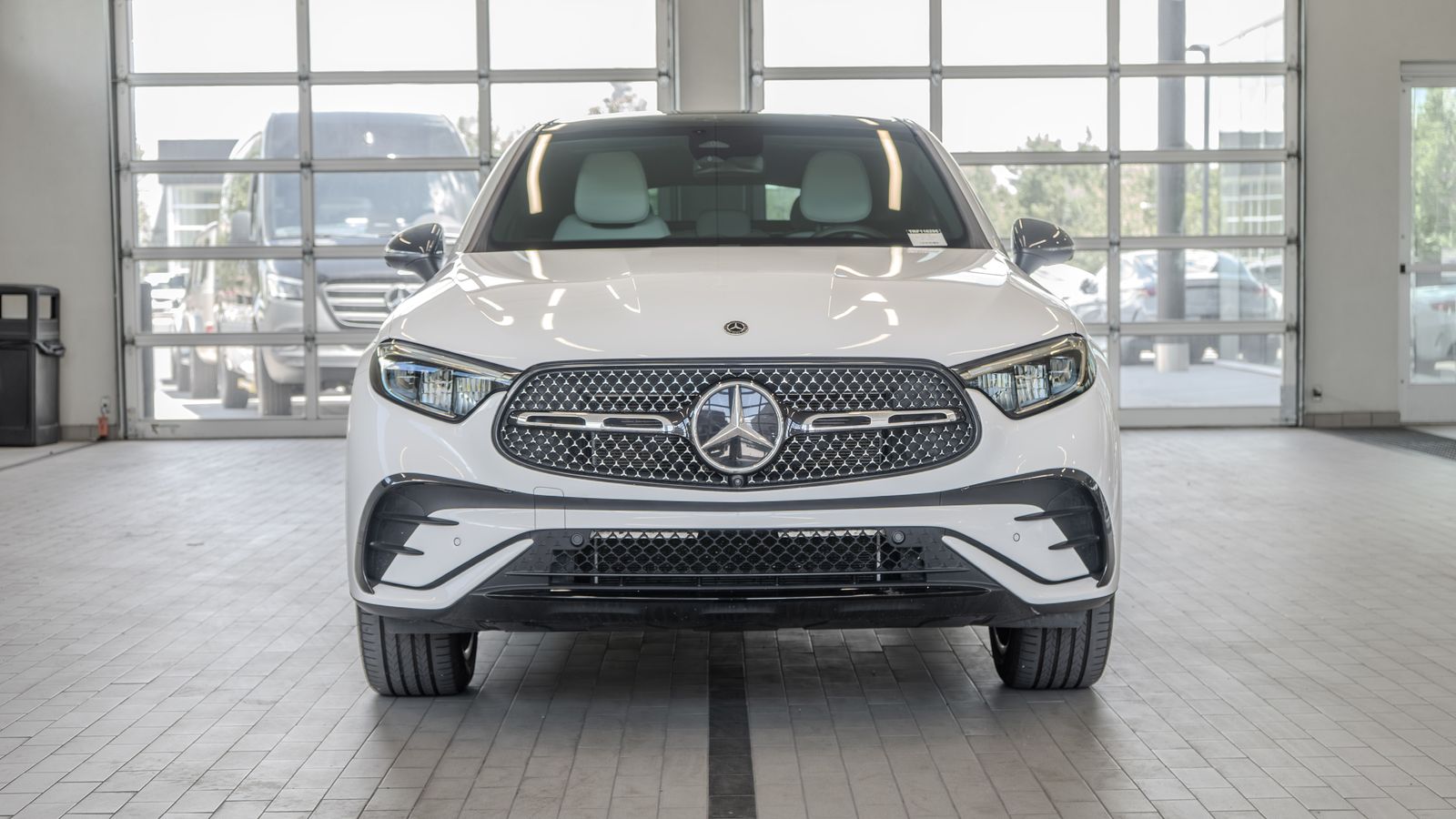 2024 Mercedes-Benz GLC GLC 300 Coupe — foto completa 11 de 35
