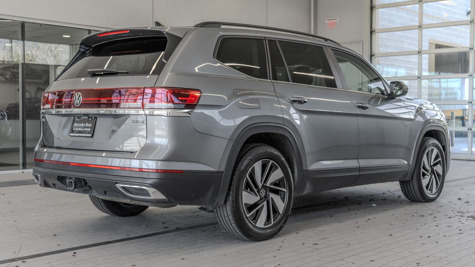 2024 Volkswagen Atlas 2.0T SE w/Technology — foto completa 29 de 35