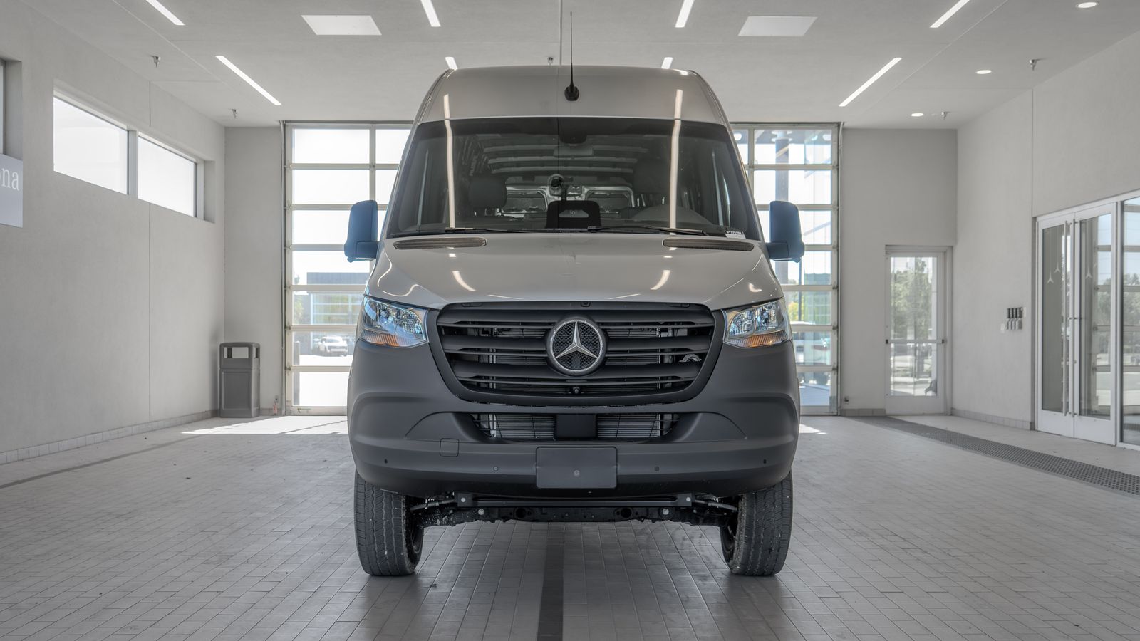 2025 Mercedes-Benz Sprinter 2500 Cargo 170 WB — full photo 11 of 36