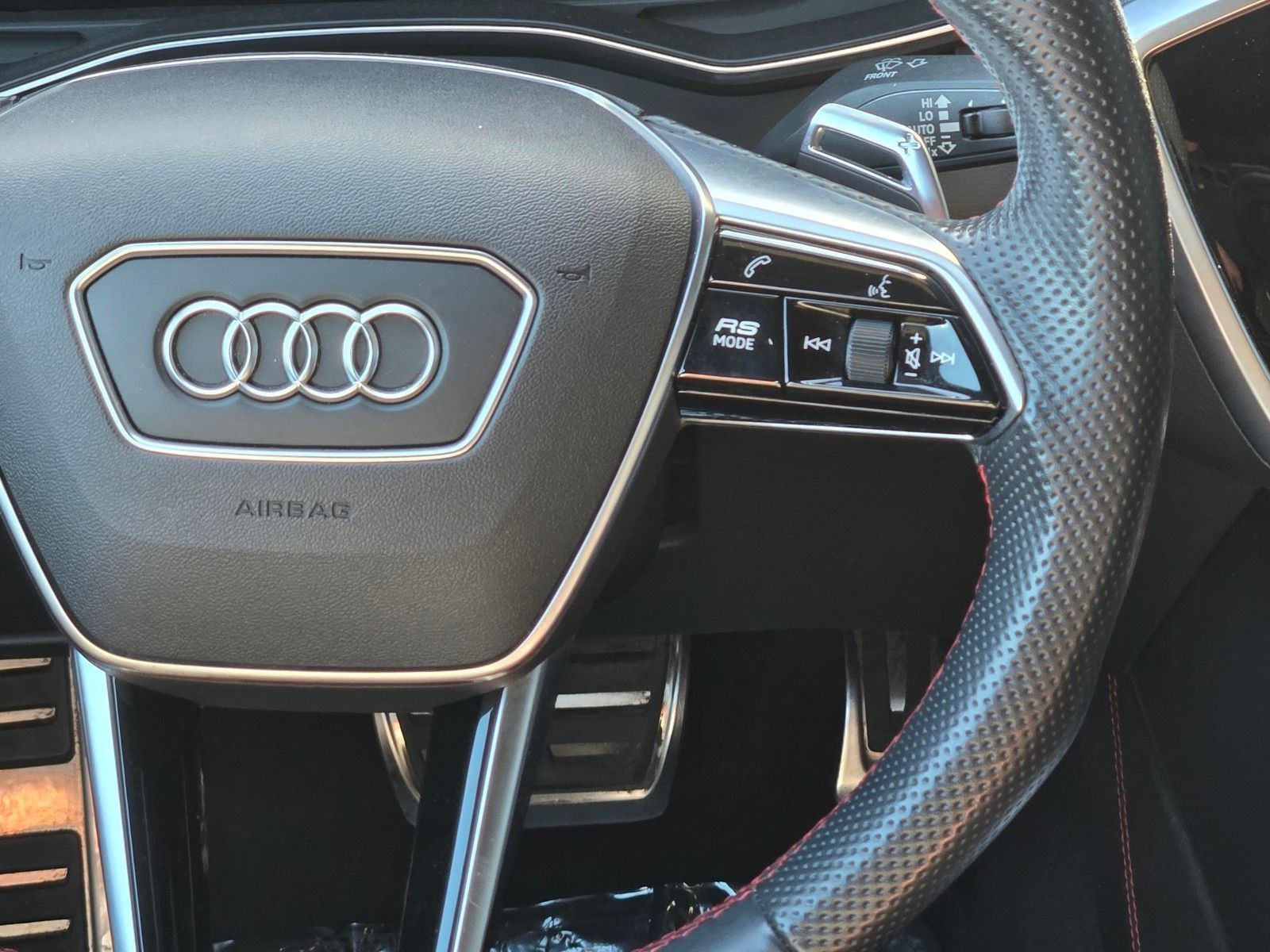 2021 Audi RS 6 4.2 — full photo 16 of 45