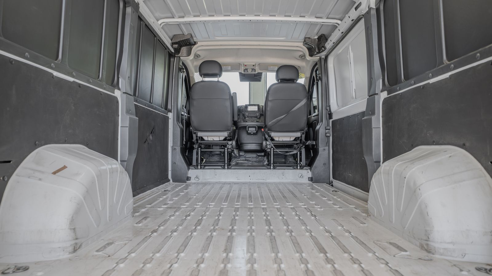 2025 Ram ProMaster 2500 Base — foto completa 33 de 33