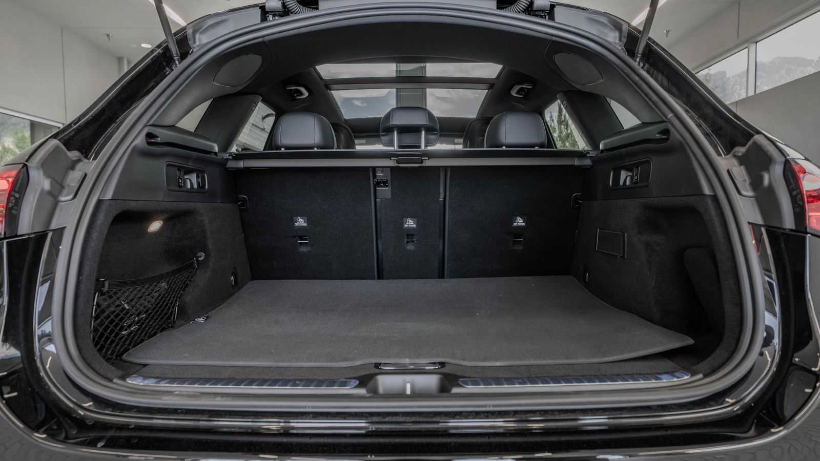 2026 Mercedes-Benz GLC GLC 300 — full photo 34 of 35