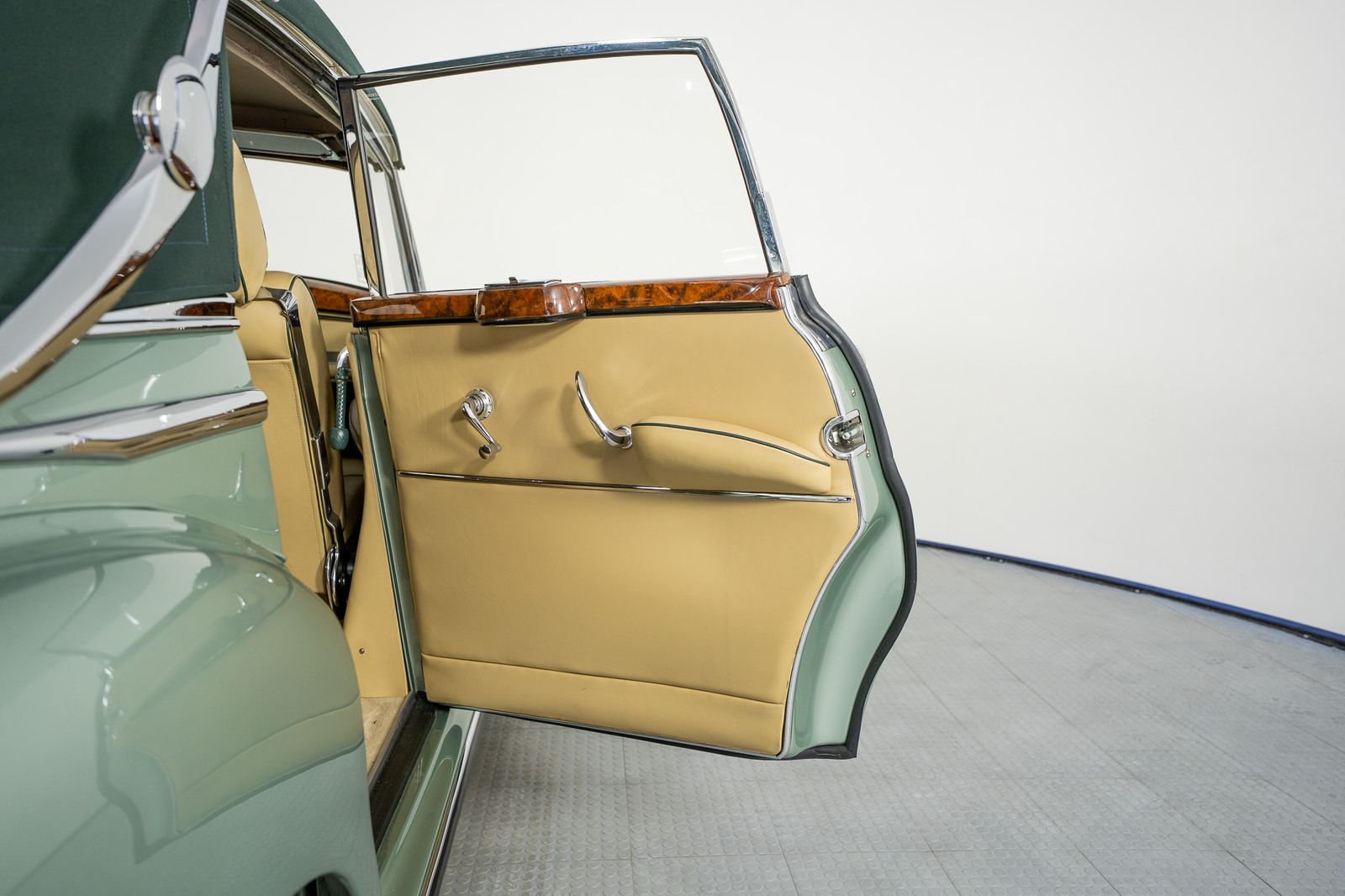 1953 Mercedes-Benz 300-Class — full photo 45 of 100