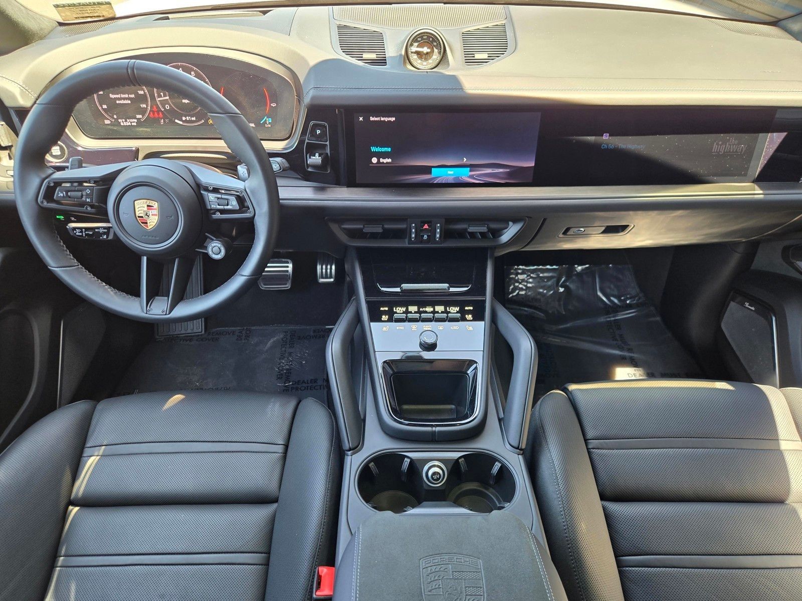 2026 Porsche Cayenne GTS — foto completa 13 de 27