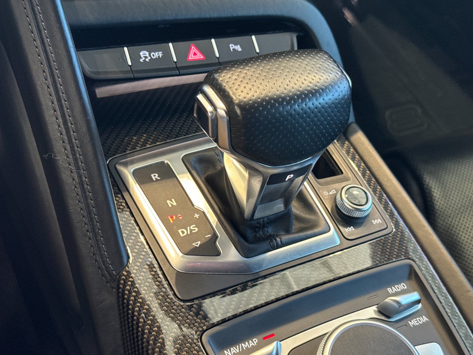 2018 Audi R8 5.2 Plus — foto completa 14 de 28