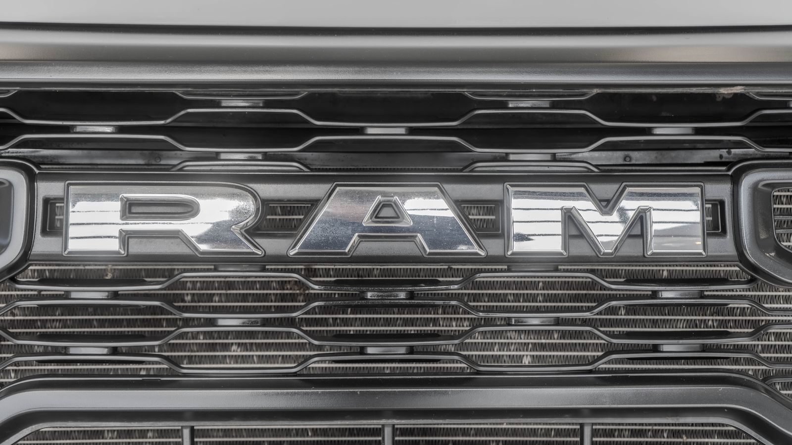 2025 Ram ProMaster 2500 High Roof — full photo 5 of 34