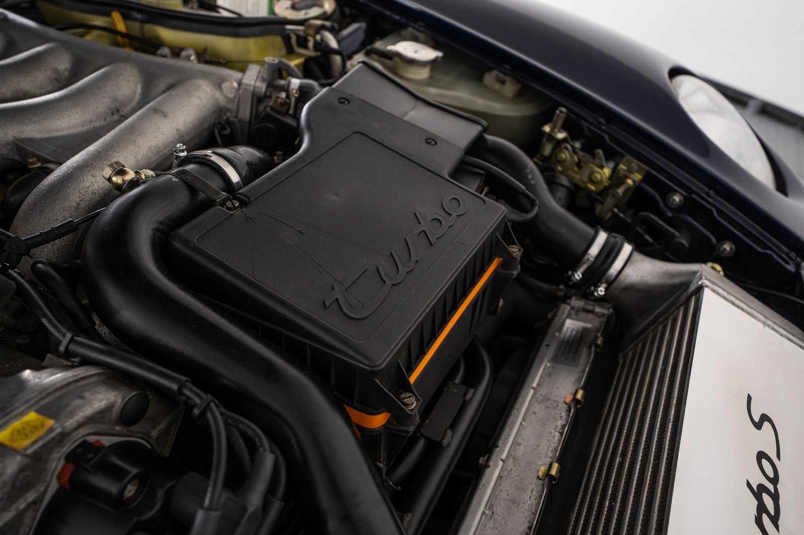 1994 Porsche 968 Turbo S — full photo 34 of 48