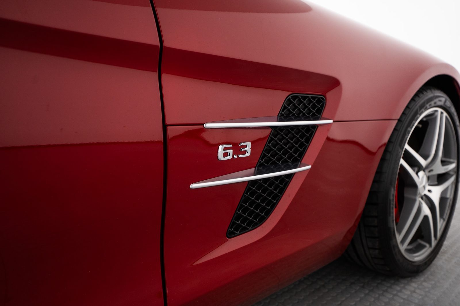 2012 Mercedes-Benz SLS AMG® — full photo 24 of 58