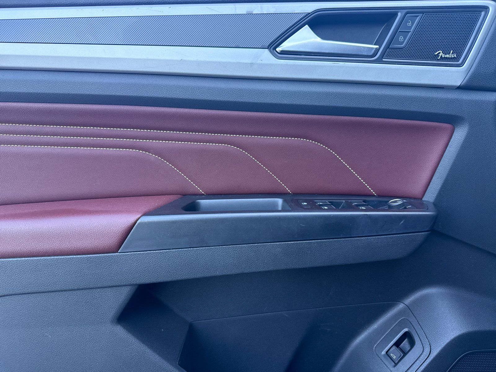 2021 Volkswagen Atlas Cross Sport 3.6L V6 SEL Premium R-Line — full photo 12 of 28