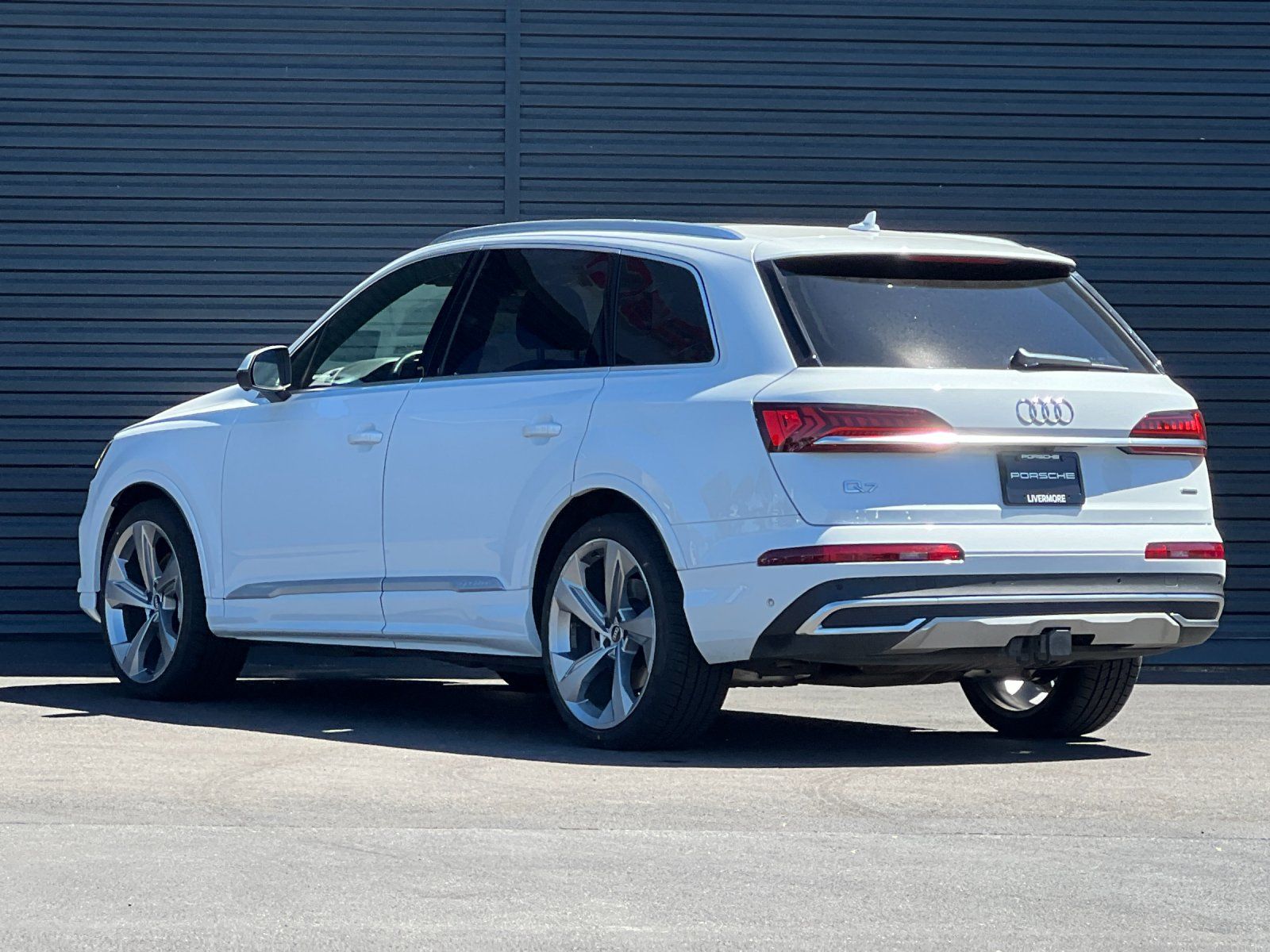 2021 Audi Q7 55 Prestige — full photo 4 of 31