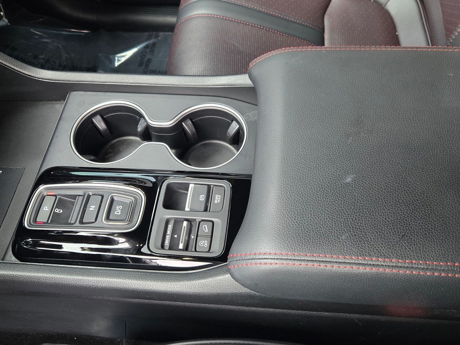2025 Honda Pilot Black Edition — foto completa 24 de 28