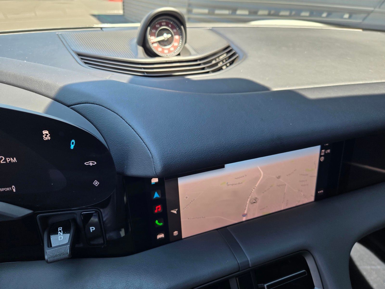 2021 Porsche Taycan Turbo — foto completa 21 de 27