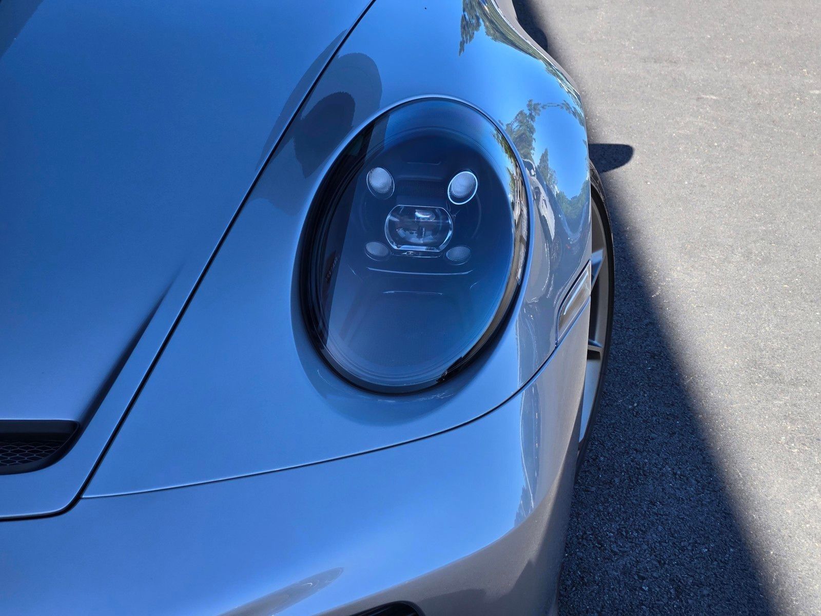 2023 Porsche 911 GT3 — full photo 12 of 27