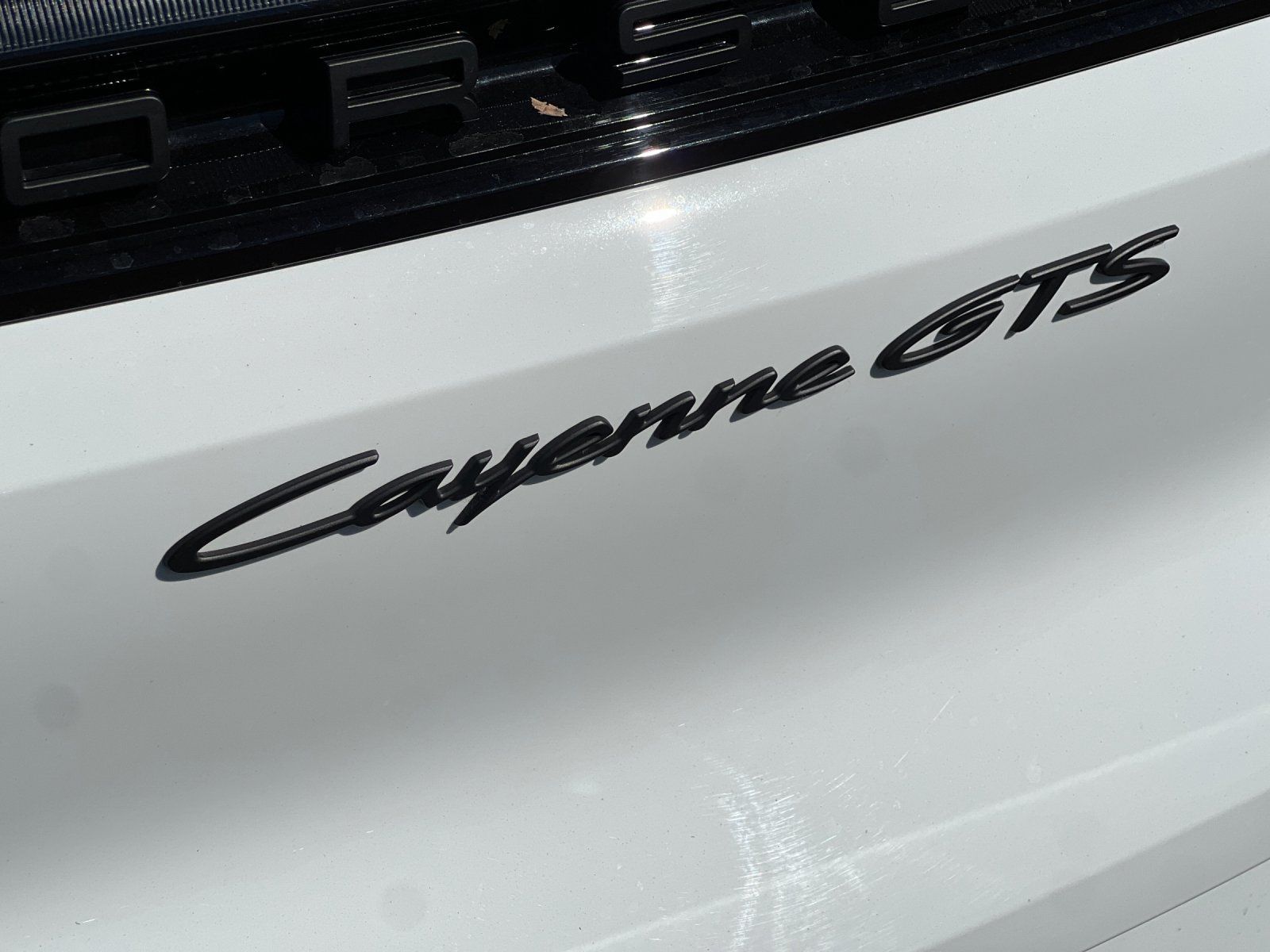 2026 Porsche Cayenne GTS — full photo 28 of 29
