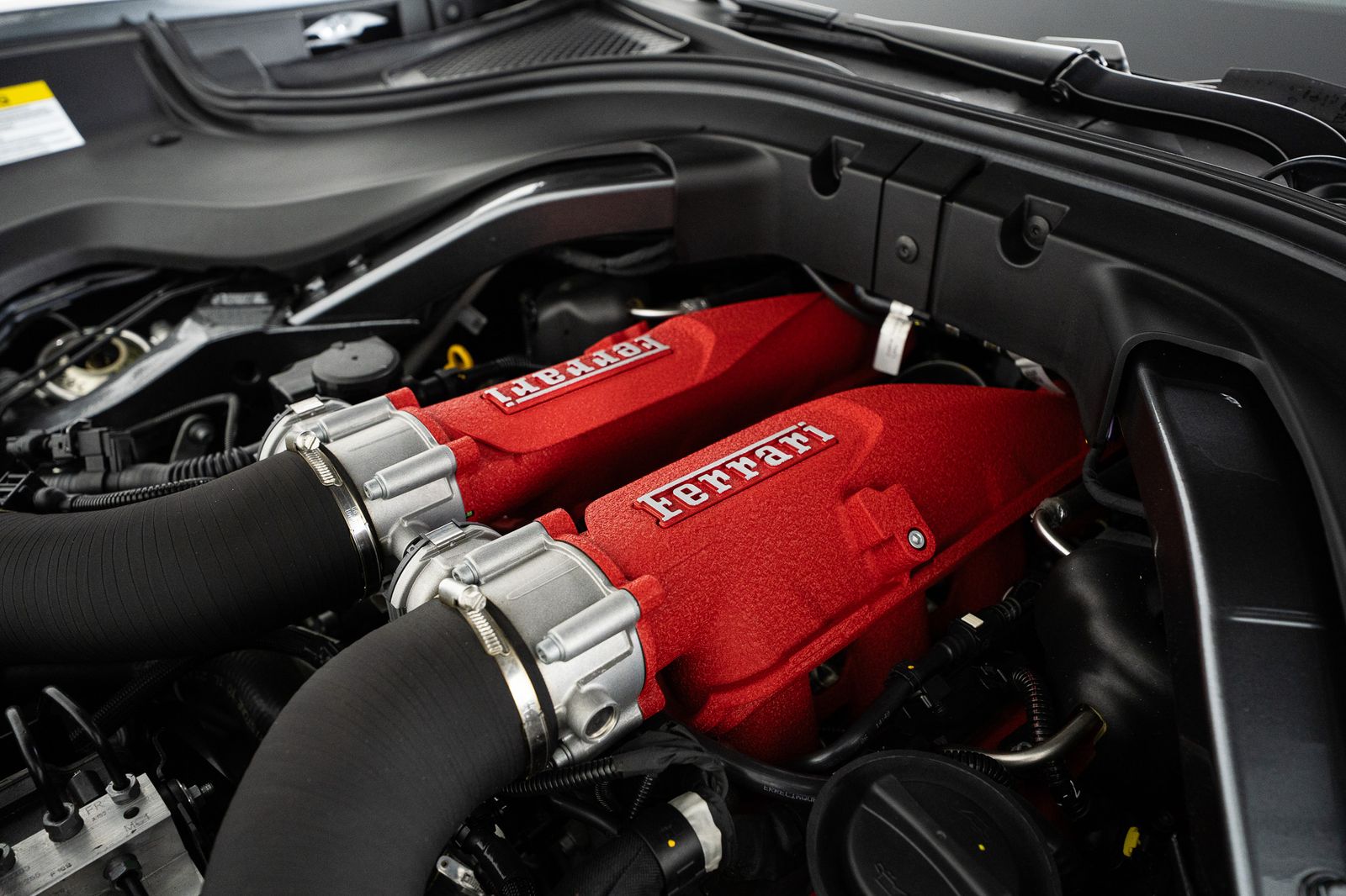 2022 Ferrari Roma — full photo 17 of 42