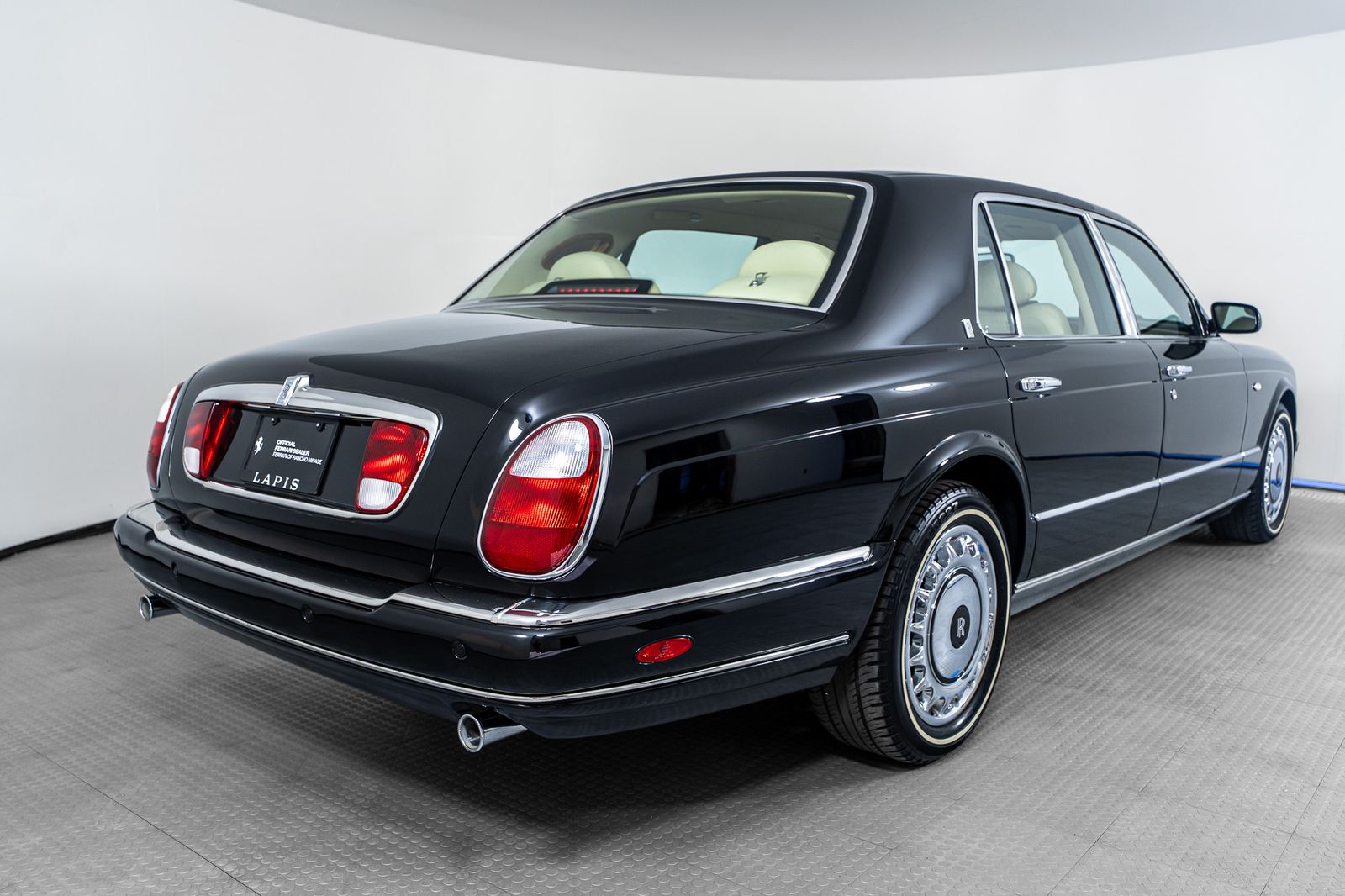 2002 Rolls-Royce Park Ward — foto completa 9 de 31
