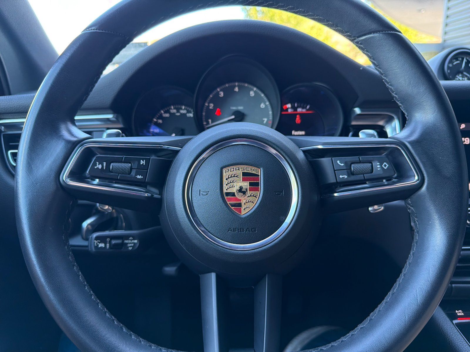 2024 Porsche Macan S — foto completa 23 de 28