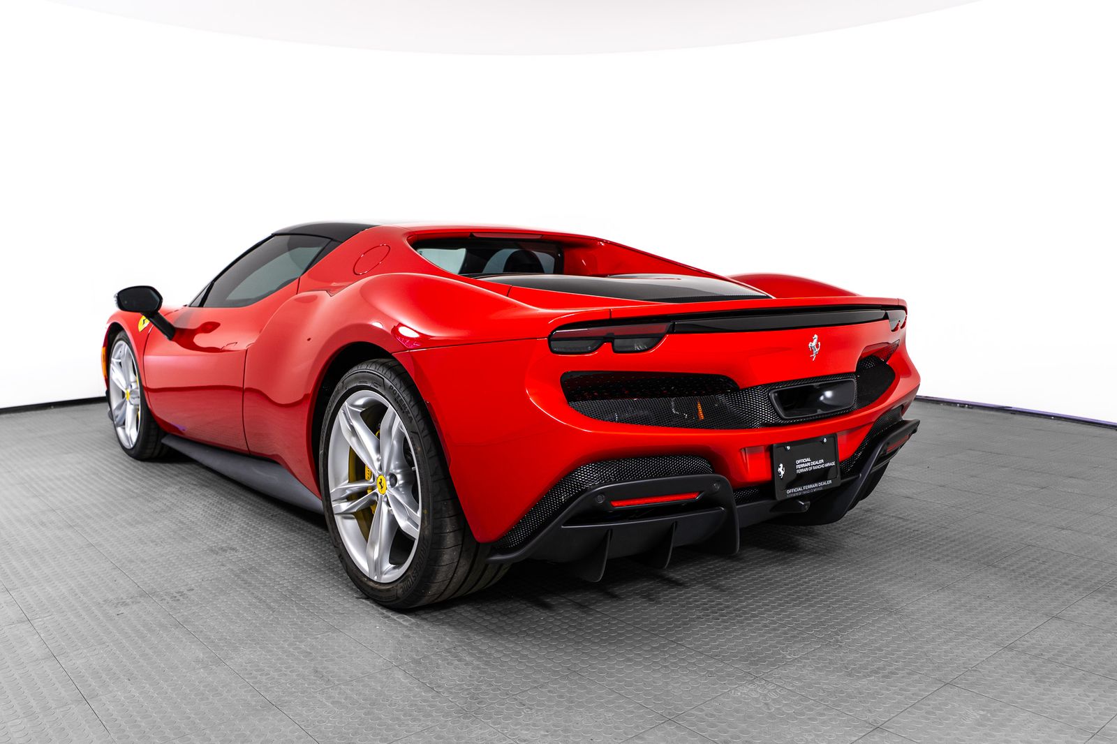 2025 Ferrari 296 GTB — foto completa 4 de 51