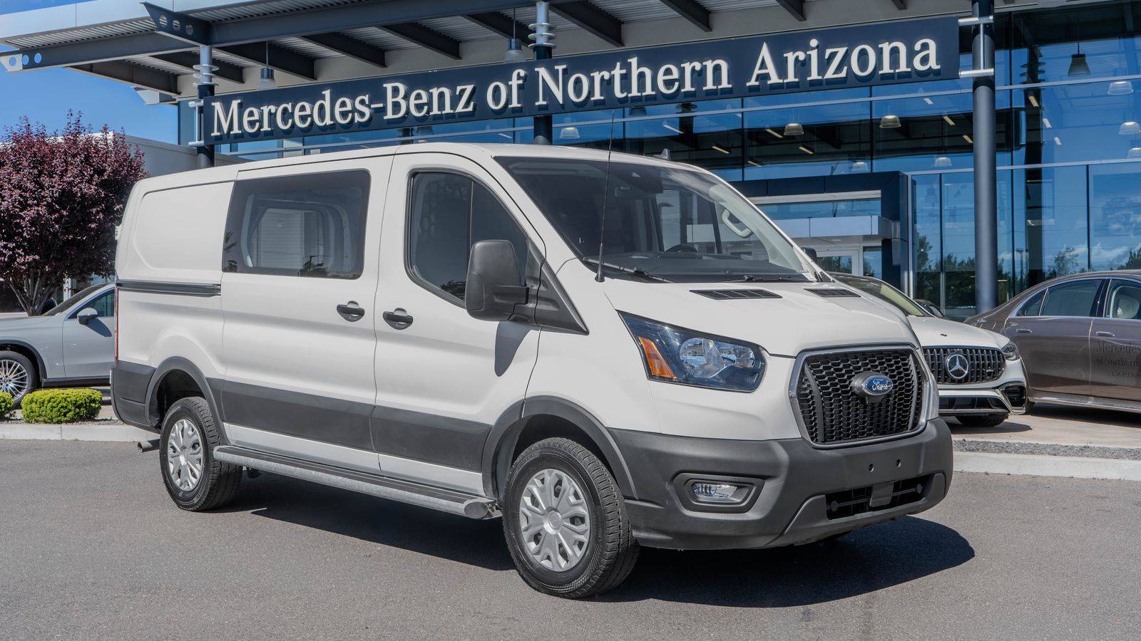 2025 Ford Transit-250 Base — full photo 1 of 31