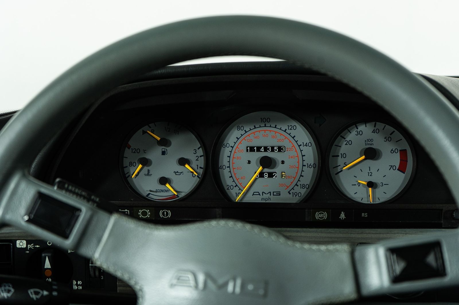 1984 Mercedes-Benz 500-Class 500 SEL — foto completa 33 de 58