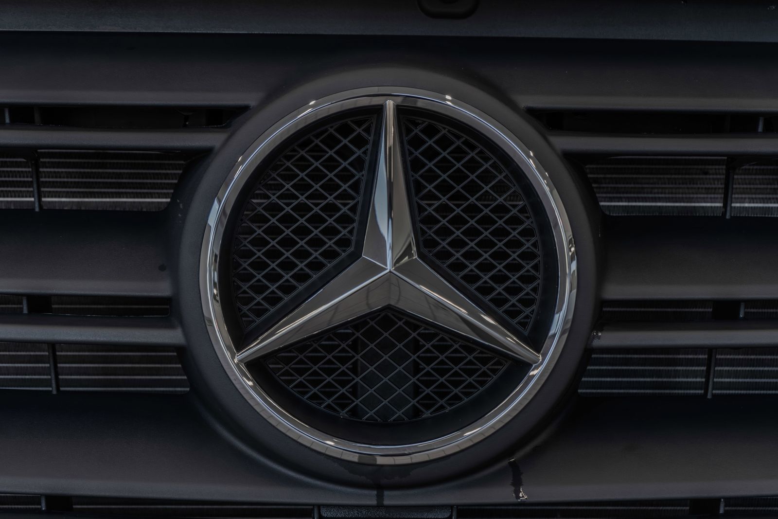 2025 Mercedes-Benz Sprinter 2500 Cargo 144 WB — foto completa 5 de 34