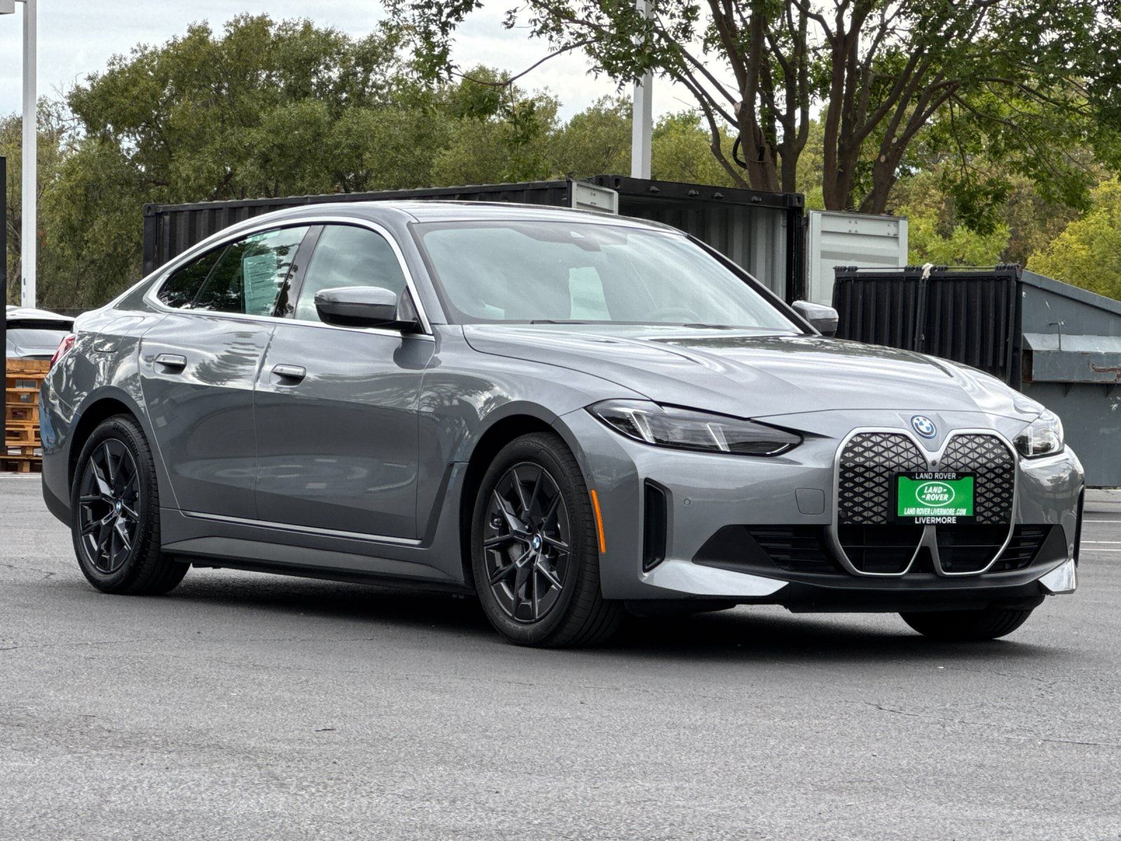 2025 BMW i4 eDrive40 — full photo 7 of 28