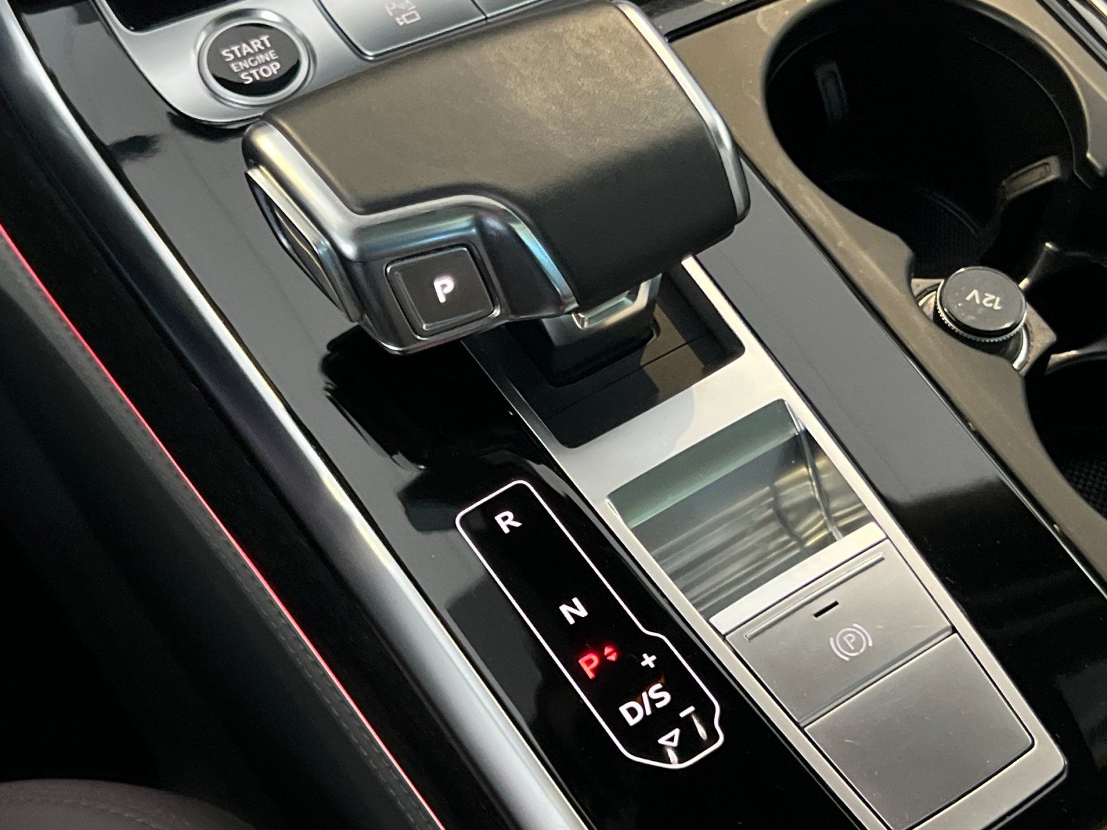 2021 Audi Q7 55 Prestige — full photo 23 of 30