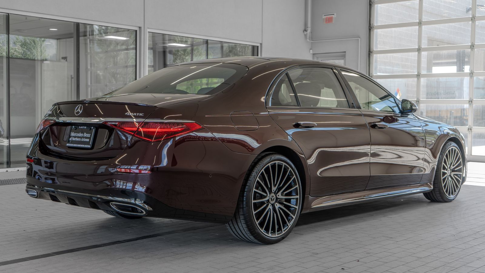 2023 Mercedes-Benz S-Class S 500 — foto completa 29 de 35