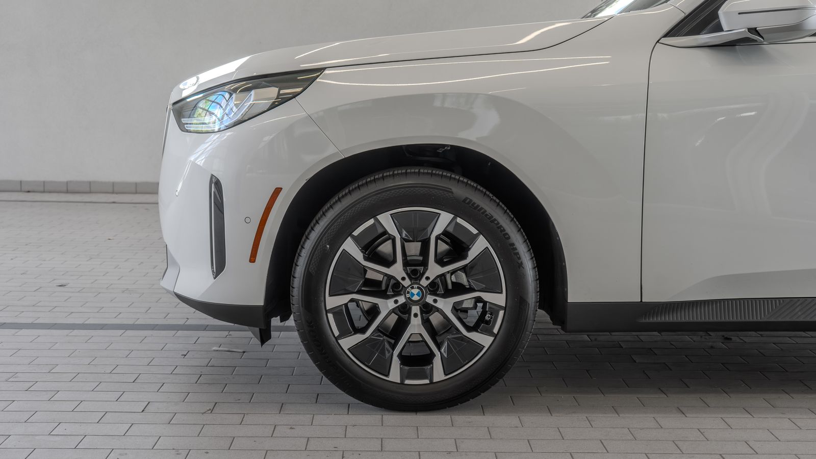 2025 BMW X3 30 xDrive — full photo 4 of 35