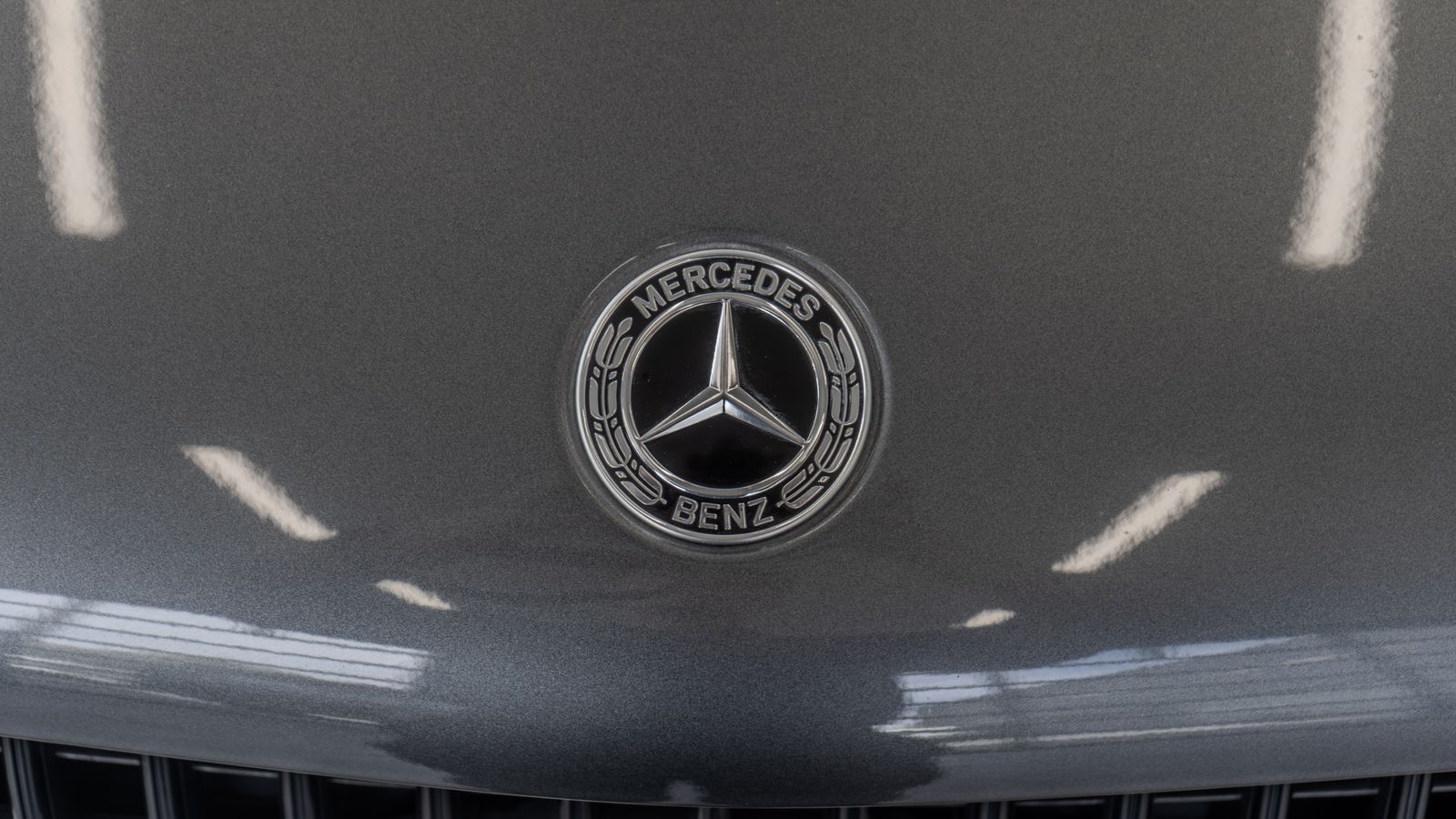 2025 Mercedes-Benz GLE GLE 450e — full photo 5 of 35