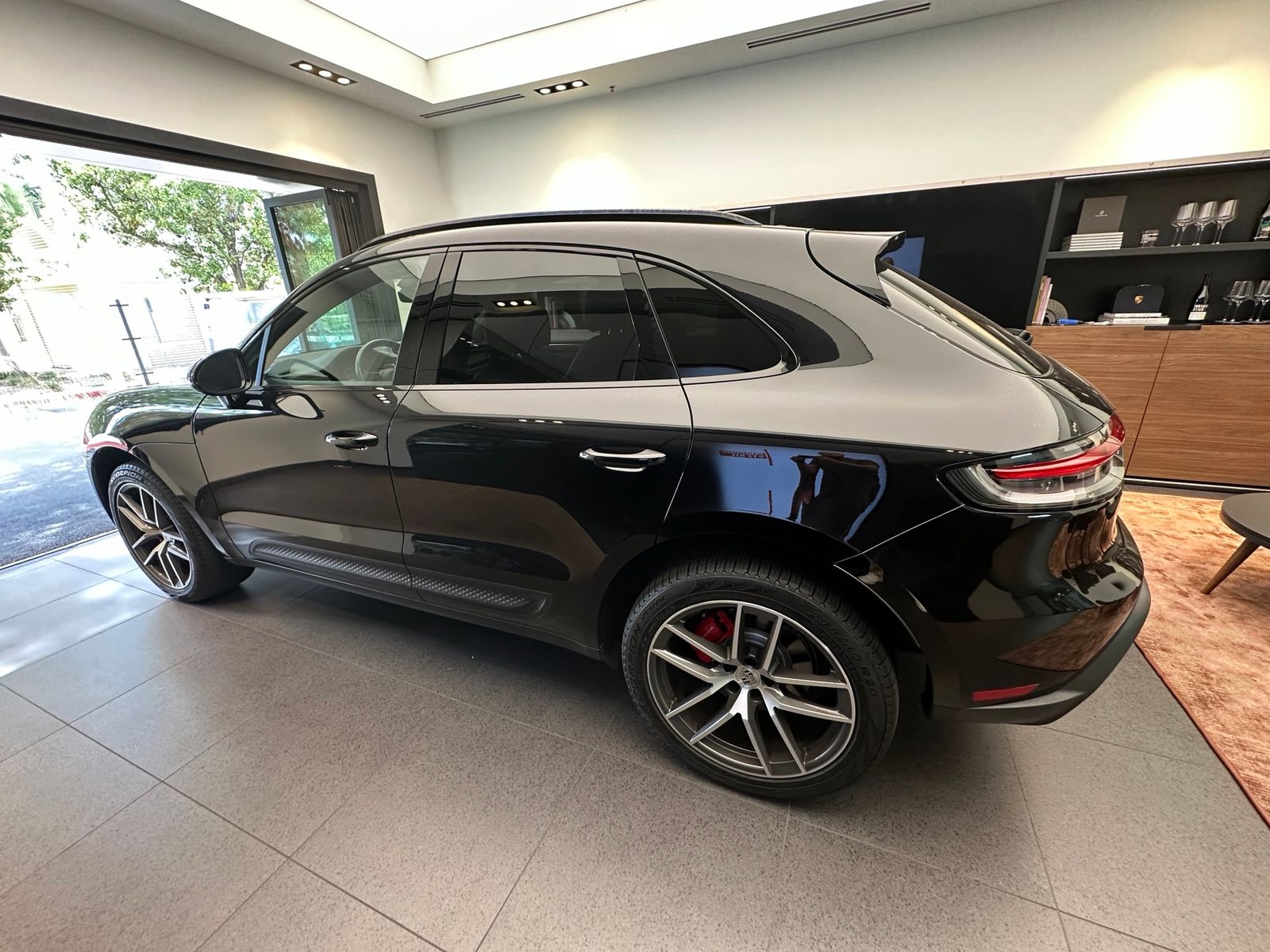 2023 Porsche Macan S — foto completa 3 de 13