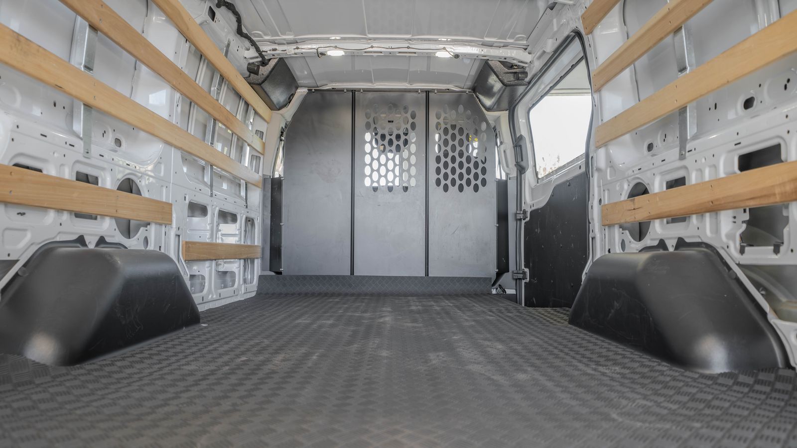 2025 Ford Transit-250 Base — full photo 31 of 31