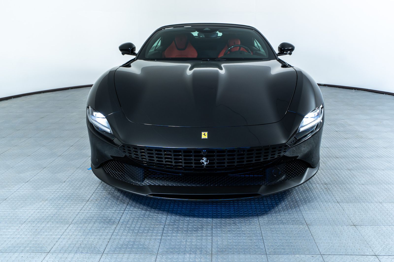 2025 Ferrari Roma Spider — full photo 40 of 41
