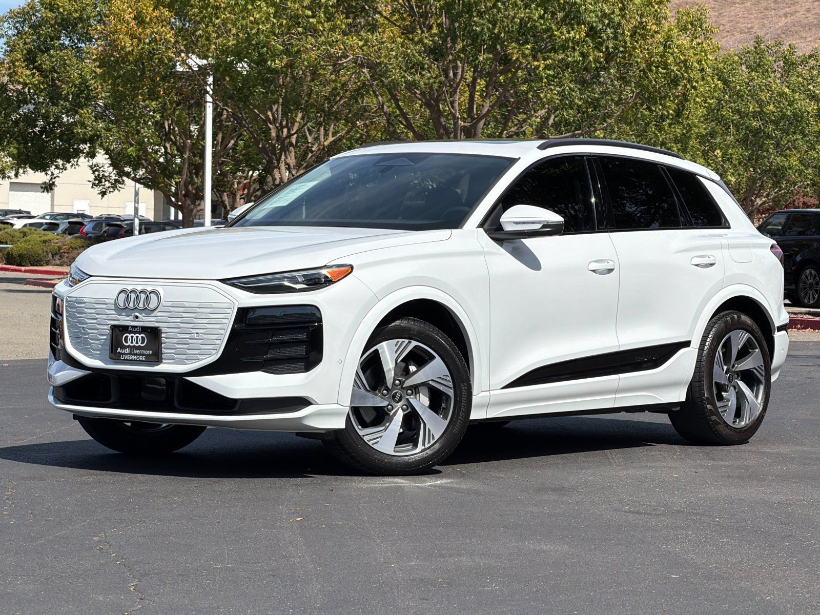 2025 Audi Q6 e-tron Premium — foto completa 1 de 27