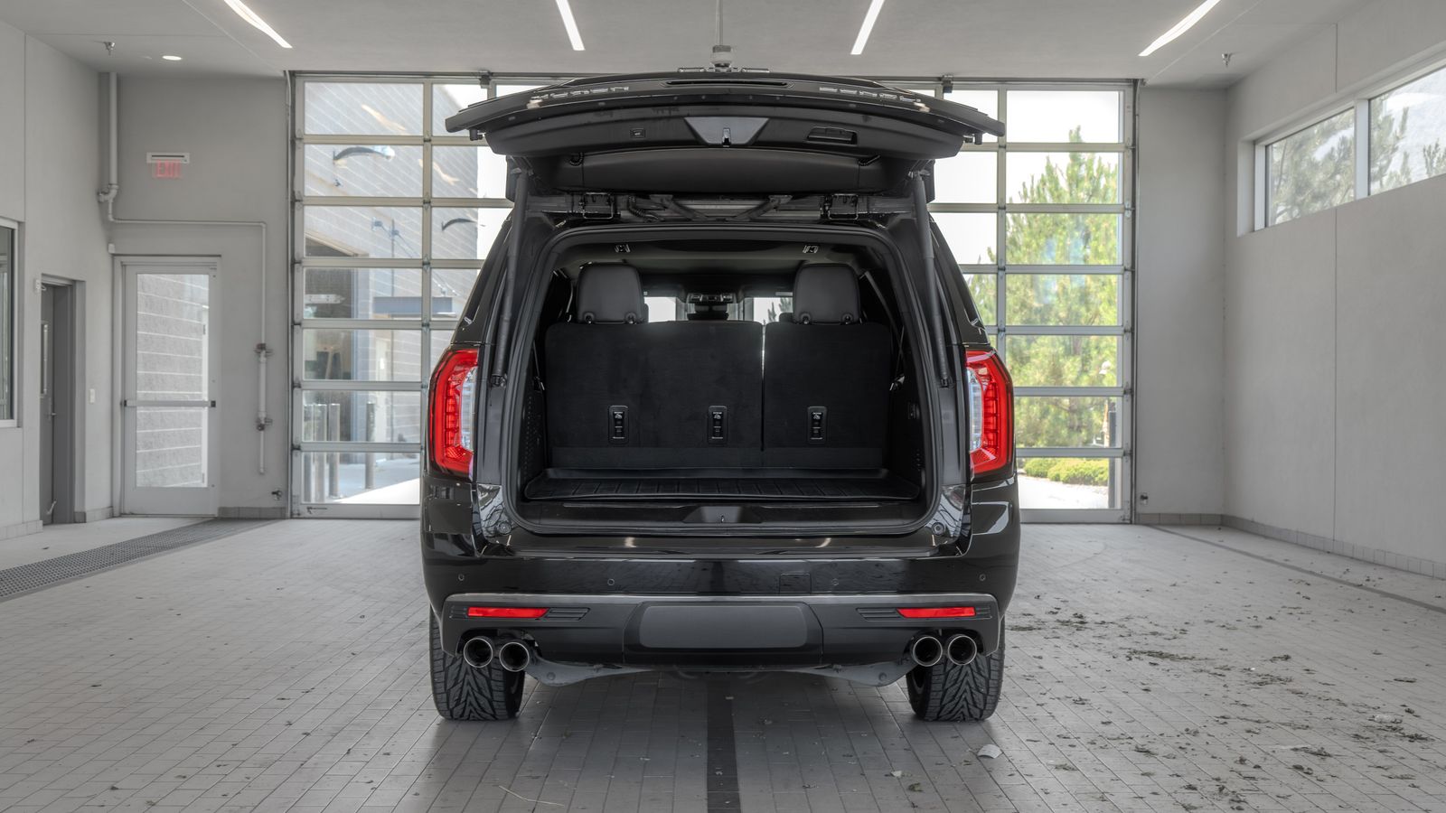 2024 GMC Yukon XL Denali Ultimate — full photo 16 of 35