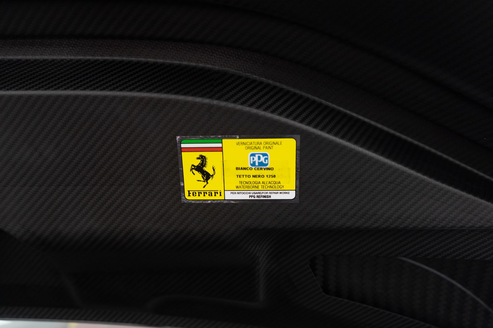 2024 Ferrari SF90 Spider — full photo 35 of 50