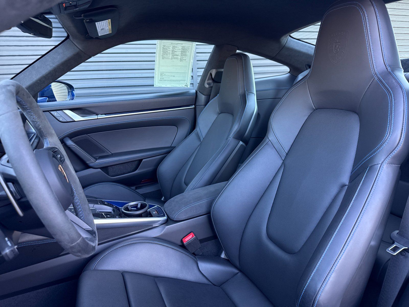 2025 Porsche 911 Turbo S — foto completa 6 de 29