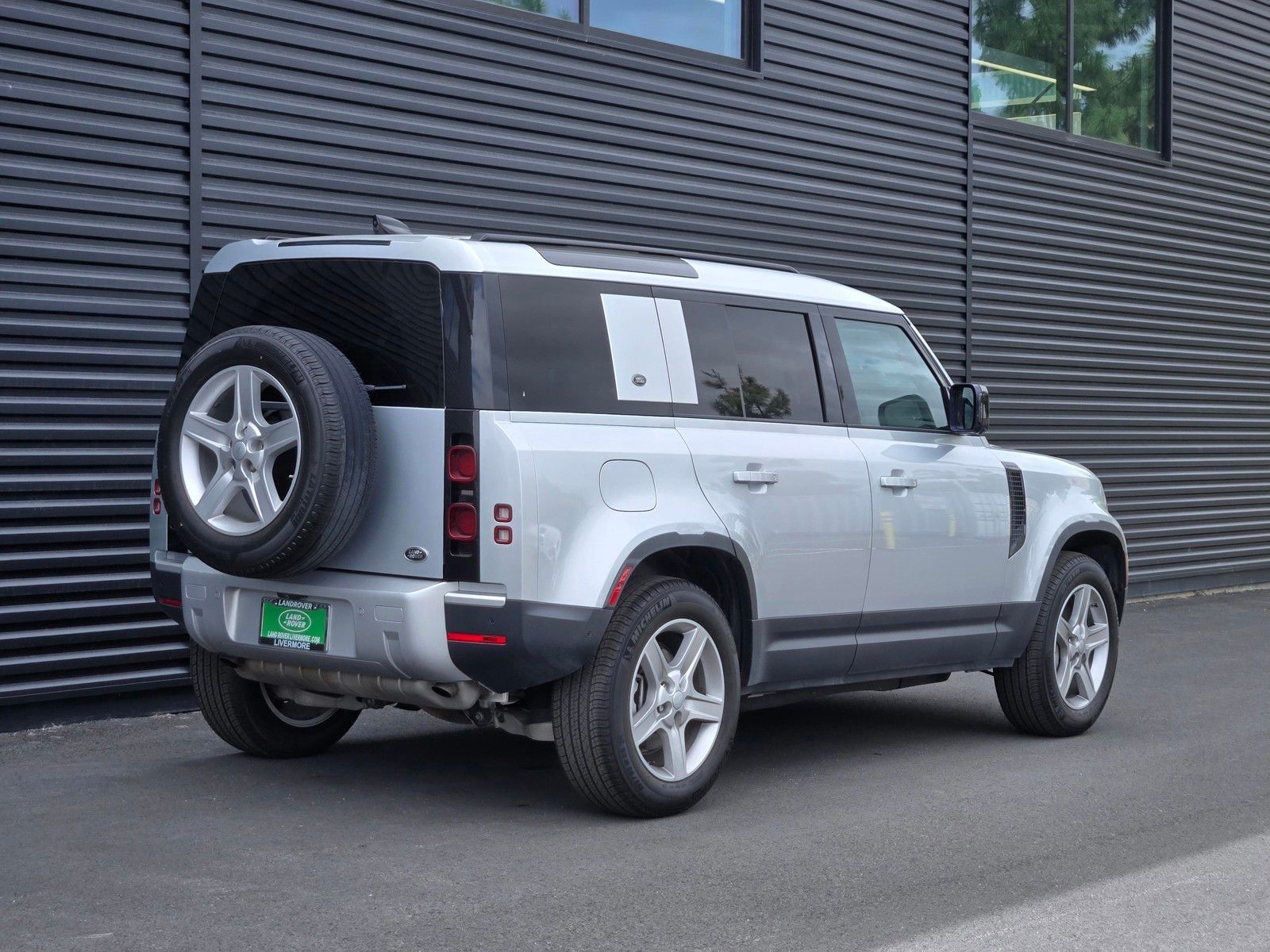 2020 Land Rover Defender 110 SE — foto completa 6 de 45