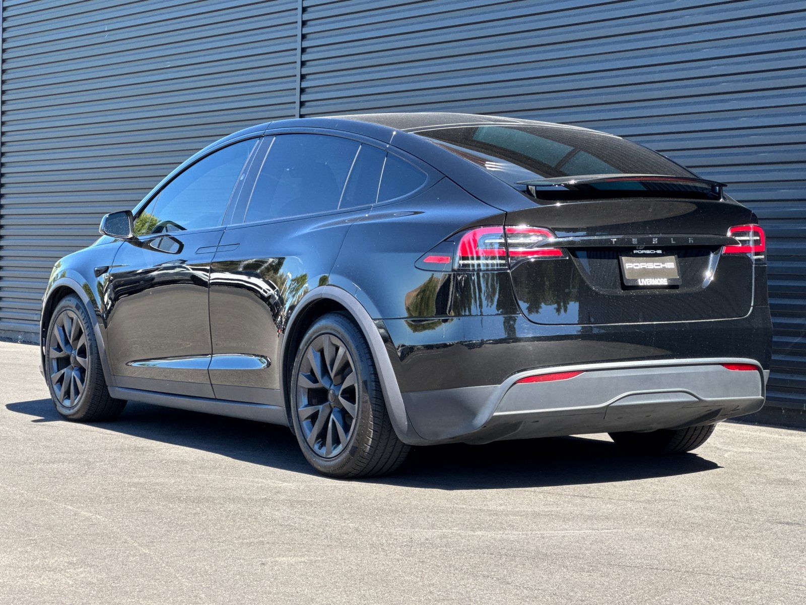 2024 Tesla Model X Base — full photo 4 of 30