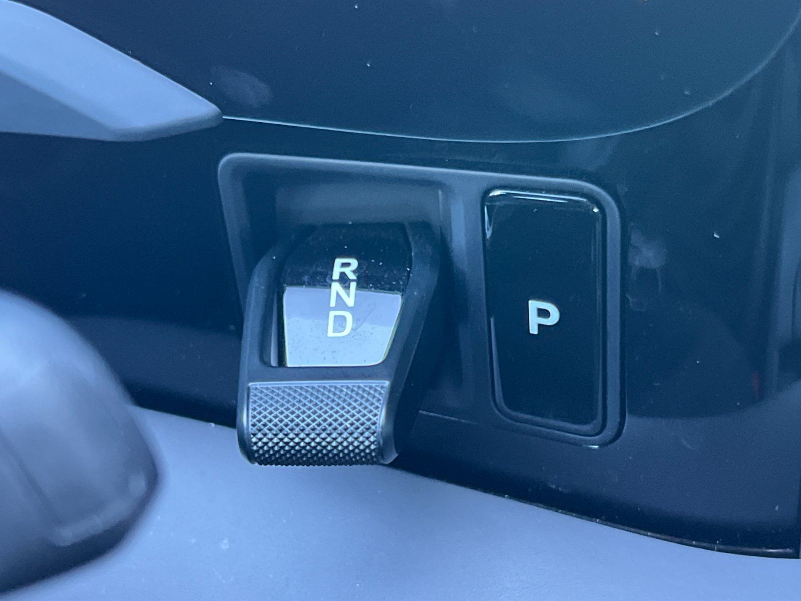 2024 Porsche Taycan 4S — foto completa 22 de 29